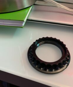 LimeLights LT2024-WHT Brushed Steel Stick Table Desk Lamp with Charging Outlet and Drum Fabric Shade, White 1 33 71OImNu3sYL