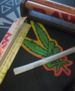 Raw King Size Organic Deal - King Size Slim Organic Rolling Papers, 110mm Rolling Machine and Wide Filter Tips INCLUDES Black Velvet Pouch 22 71OOmR49CBL