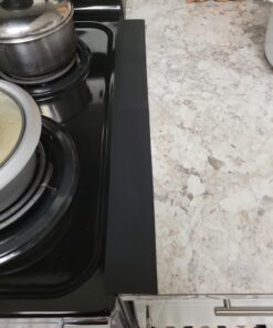 Linda’s Essentials Silicone Stove Gap Covers (2 Pack), Heat Resistant Oven Gap Filler Seals Gaps Between Stovetop and Counter, Easy to Clean Stove Gap Guard (21 Inches, Black) 21 Inches 42 71Oh48iwA6L