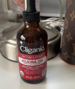 Cliganic Organic Jojoba Oil, 100% Pure (4oz) | Moisturizing Oil for Face, Hair, Skin & Nails | Natural Cold Pressed Hexane Free | Base Carrier Oil 4 Fl Oz (Pack of 1) 42 71OopTnYiNL