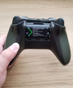 Smatree Rechargeable Battery Compatible with Xbox Series X|S/Xbox One/Xbox One S/Xbox One X/Xbox One Elite Wireless Controller, 3 Pack Batteries with Charger 27 71PAKtUphmL