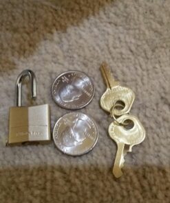 Master Lock Padlock, Solid Brass Lock, 3/4 in. Wide, 120Q (Pack of 4-Keyed Alike) 4 Pack 38 71PEbYbpdSL