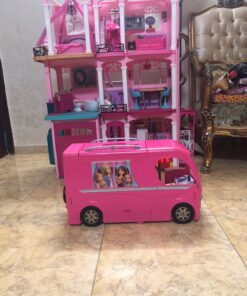 Barbie Pop-Up Camper Transforms into 3-Story Play Set with Pool! Standard 25 71PHcliGjfL