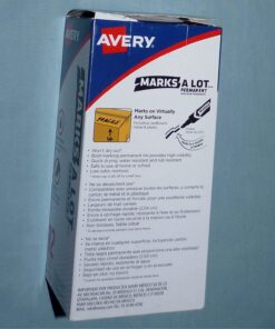 Avery Marks A Lot Permanent Markers, Large Desk-Style Size, Chisel Tip, Water and Wear Resistant, 12 Red Markers (08887) 26 71PYJZ94CcL