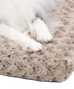 MidWest Homes for Pets Deluxe Dog Beds | Super Plush Dog & Cat Beds Ideal for Dog Crates | Machine Wash & Dryer Friendly, 1-Year Warranty Mocha 36-Inch 19 71PYvCLmu0L