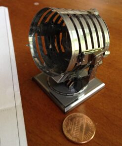 Fascinations Metal Earth Batman Bat-Signal 3D Metal Model Kit 15 71PZML2CUZL