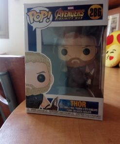 Funko POP! Marvel: Avengers Infinity War - Thor 24 71PdVxvRmzL