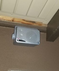 Pyle 3-Way Waterproof Marine Box Speakers - 3.5" 200 Watt Dual Indoor Outdoor Speaker System - Weatherproof/Waterproof Outdoor Speaker - Home, Boat, Pool, Patio Indoor Outdoor Use PLMR24S (Silver) Silver 24 71PfKcVCH2L