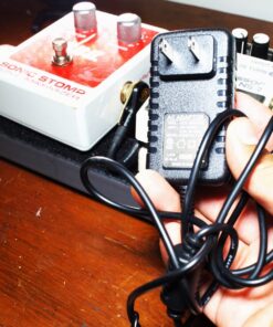 Donner DPA-1 Guitar Pedal Power Supply Adapter 9V DC 1A Tip Negative 5 Way Daisy Chain Cables for Guitar Effect Pedal 35 71Pmxbw4SoL