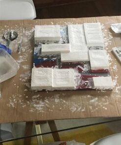 Craft Wrap Plaster Cloth - Plaster of Paris - Belly Casting Kit Pregnancy - Plaster (1 Pack, 4'' X 180'') - Plaster Bandages for Craft Projects & Art - Plaster Strips - Paper Mache for Masks, Scenery Single Pack 36 71PuMsA7WfL