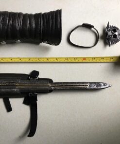 McFarlane Toys Assassin's Creed IV: Black Flag Hidden Blade & Gauntlet with Skull Buckle 13 71Q3ejH EYL