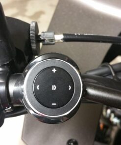 Satechi Bluetooth Media Button - Includes Steering Wheel Mount - Compatible with 2022 MacBook Pro/Air M2, 2021 iPad Pro M1, iPhones 15/14/13/12 and More 39 71Q7FEyAkL