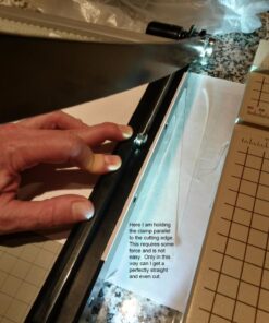 Dahle 15e Vantage Paper Trimmer, 15" Cut Length, 15 Sheet, Automatic Clamp, Adjustable Guide, Metal Base with 1/2" Gridlines, Guillotine Paper Cutter Cut Length: 15" 40 71QFXhAoJ6L