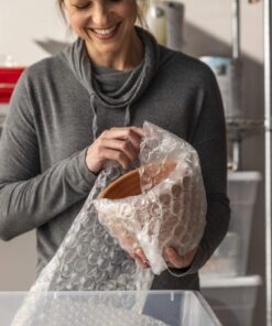 Duck Brand Large Bubble Wrap Roll, 5/16" Large Bubble Cushioning, 12" x 100', Perforated Every 12" (1061909) 12 in. x 100 ft. 13 71QHg5pCNzL