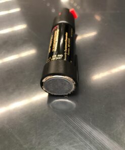 SABRE Advanced Pepper Spray, 3-in-1 Formula Contains Maximum Strength Pepper Spray, CS Military Tear Gas and UV Marking Dye, Compact Belt Clip for Easy Carry and Fast Access, 35 Bursts Black 47 71QThsJ7SiL