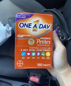 One A Day Women’s Petites Multivitamin,Supplement with Vitamin A, C, D, E and Zinc for Immune Health Support, B Vitamins, Biotin, Folate (as folic acid) & more,Tablet, 160 count 160 Count (Pack of 1) 28 71QlFMU372L 1