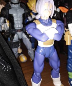 TAMASHII NATIONS Bandai Super Saiyan Trunks (Cell Saga Version) Dragon Ball Z Action Figure 62 71QopVJrg8L