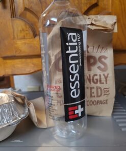 Essentia Water, 99.9% Pure, Infused with Electrolytes for a Smooth Taste, pH 9.5 or Higher; Ionized Alkaline Water, Black, 42.3 Fl Oz (Pack of 12) 24 71QsvpPYslL