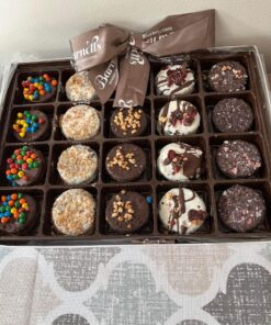 Christmas Chocolate Gift Baskets, 20 Cookie Chocolates Box, Covered Cookies Holiday Gifts Sets, Family Food Delivery Ideas, Prime Gourmet Candy Basket, For All Couples Families Adults Men Women Mom 49 71RBEMzKaQL