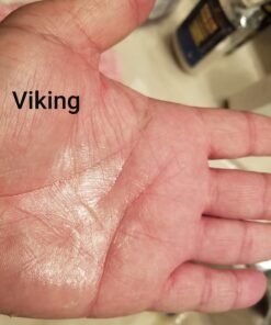 Honest Amish Beard Balm Leave-in Conditioner - Made with only Natural and Organic Ingredients - 2 Ounce Tin 43 71RDkUXpWyL