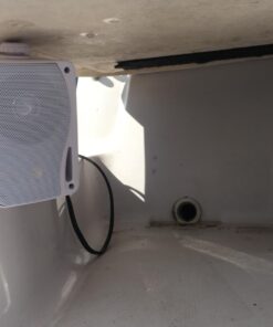 Pyle 3-Way Weatherproof Outdoor Speaker Set - 3.5 Inch 200W Pair of Marine Grade Mount Speakers - in a Heavy Duty ABS Enclosure Grill - Home, Boat, Poolside, Patio, Indoor Outdoor Use -PLMR24 (White) Standard Packaging 42 71RKHpFw7qL