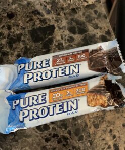Pure Protein Bars, High Protein, Nutritious Snacks to Support Energy, Low Sugar, Gluten Free, Chocolate Peanut Caramel, 1.76oz, 12 Pack (Packaging May Vary) 32 71RNvWlVenL