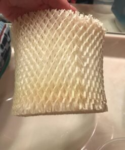 Honeywell Cool Moisture Humidifier, Medium Room, 1 Gallon Tank, White – Invisible Moisture Humidifier for Baby, Kids, Adult Bedrooms – Quiet and Easy to Clean with UV Technology for Everyday Comfort 37 71RUQ3eC9hL