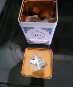 Harney & Sons Caffeinated Tea Tin Sachets, Black Currant, 20 Count 20 Count (Pack of 1) 22 71Rx9vO99TL