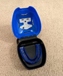 Shock Doctor Ventilated Mouth Guard Case, Universal Storage for Adult & Youth Sizes Trans Blue 27 71S0gNoGDyL