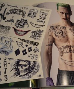 Suicide Squad: Behind the Scenes with the Worst Heroes Ever 19 71SFa9mu5dL