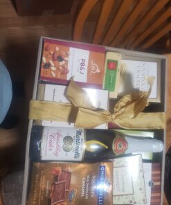 Alternative view of California Delicious Golden State Gourmet Foods Gift Basket, 8 pound