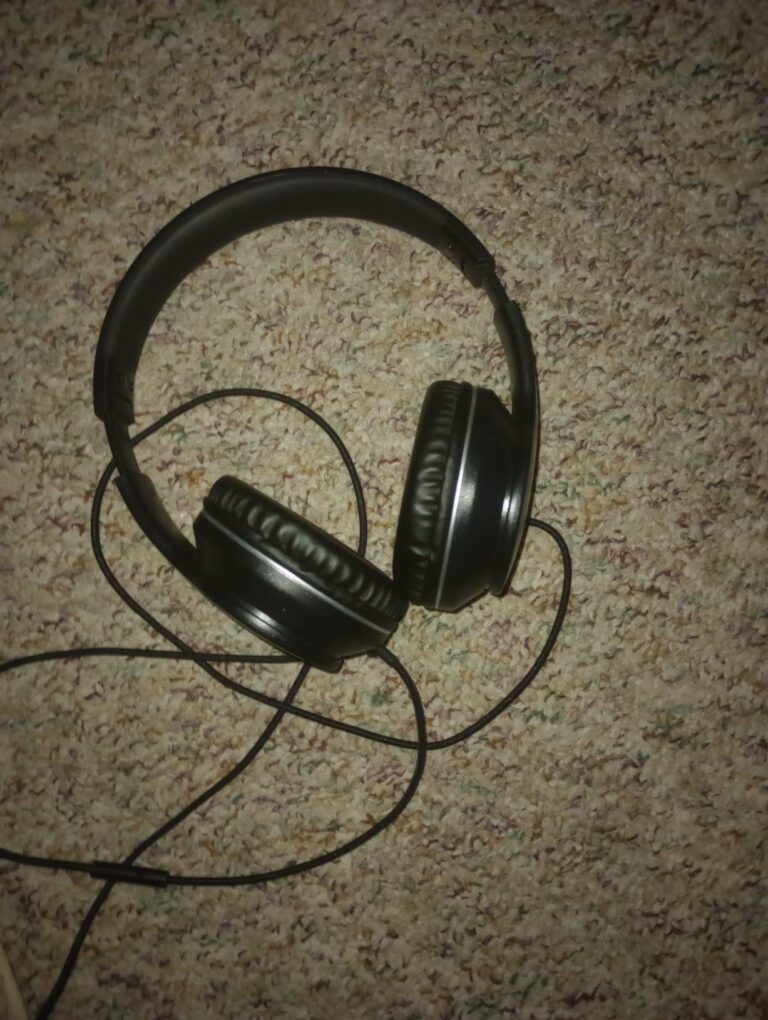 LORELEI X6 OverEar Headphones With Microphone, Lightweight Foldable