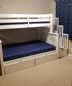 Amazon Basics Kid's Soft Easy-Wash Lightweight Microfiber 3-Piece Sheet Set, Twin, Navy Galaxy 18 71SXoY4OlnL