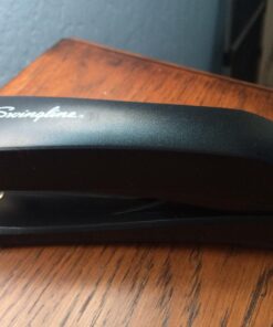 Swingline Stapler, Eco Version Desktop Stapler, 20 Sheet Capacity, Black (54501) 37 71SZNopAjwL