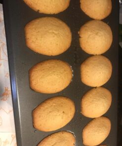 Bellemain Madeleine Pan | 12-Well Madeleine Mold Makes 12 Madeleine Cookies | Nonstick Tea Cake Pan for Madeleines, Cakelet Pan | Warp-Resistant Carbon Steel Madeline Pans (2-Pack) 35 71SiOu87JgL