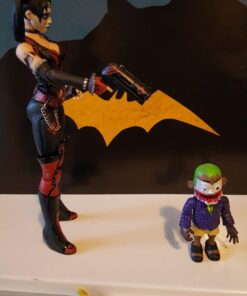 Arkham City: Harley Quinn, Batman, Nightwing, & Robin Action Figure 4-Pack 17 71T0JOnl1rL