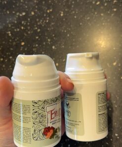 LilyAna Naturals Eye Cream for Dark Circles and Puffiness, Under Eye Cream for Wrinkles and Bags, Anti Aging Eye Cream helps Improve Dryness; for Sensitive Skin - 1.7 oz - Made in USA Rosehip and Hibiscus 1.70 Fl Oz (Pack of 1) 52 71T3qpjVN2L