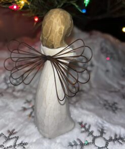 Willow Tree Angel of The Garden, Bringing Forth a Garden of Love and Beauty, Gift to Celebrate Friendships, People with Green Thumbs, Sculpted Hand-Painted Angel Figurine 22 71T6DV tP0L