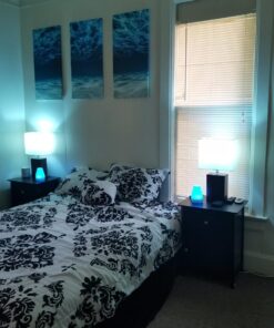 Philips Hue White and Color Ambiance A19 60W Equivalent Dimmable LED Smart Bulb (1 Bulb Compatible with Amazon Alexa Apple HomeKit and Google Assistant) 56 71TNJI0uL