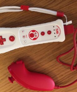 Nintendo Red Nunchuk for Wii 14 71TQBIxsgiL