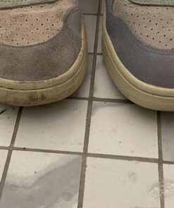 Angelus Easy Cleaner Kit - Sneaker Cleaning Kit | Premium Shoe Cleaner, Brush, and Microfiber Towel | Safe on all Fabrics - Made in USA - 8.6oz 32 71TRkOFJgkL