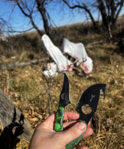 Elk Ridge-Outdoors 2-PC Fixed Blade Hunting Knife Set-Black Stainless Steel Skinner&Gut Hook Blades,Camo Coated Nylon Fiber Handles,Nylon Sheath-Hunting,Survival-ER-300CA,7-Inch/6.5-Inch Overall 34 71TVUjmih6L