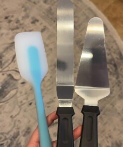 Kootek Aluminium Alloy Revolving Stand 12" Cakes Turntable with 12.7" Angled Frosting, 3 Comb Icing Smoother, Silicone Spatulas Pie Server/Cutter Baking Decorating Tools 41 71TXXWdFZwL