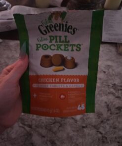 FELINE GREENIES PILL POCKETS for Cats Natural Soft Cat Treats, Chicken Flavor, 1.6 oz. Pack (45 Treats) 1.6 Ounce (Pack of 1) 38 71TapQ8cPNL
