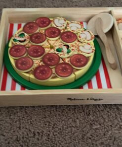 Melissa & Doug Wooden Pizza Play Food Set With 36 Toppings - Pretend Food And Pizza Cutter/ Toy For Kids Ages 3+ 33 71TeYjIsKVL