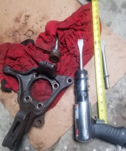 Ingersoll Rand 114GQC Air Hammer - 3 PC Chisel Set with Tapered Punch, Panel Cutter, Flat Chisel, 2-5/8 Inch stroke, 3500 BPM, Lightweight, Compact, Gray 33 71U2KHq4DAL