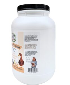 FRESH EGGS DAILY Brewer's Yeast with Garlic Powder and Niacin for Ducks Feed Supplement Vitamins for Backyard Chickens 5LB 14 71UMHFiL7jL