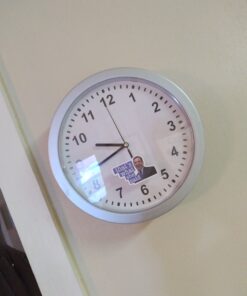 Clock Safe:10-Inch Battery-Operated Analog Clock with Hidden Wall Safe for Jewelry, Cash, Valuables, and More by Trademark Home (Silver) 45 71UQ4N0GL0L