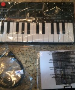 Akai Professional MPK Mini MKII – 25 Key USB MIDI Keyboard Controller With 8 Drum Pads, 8 Assignable Q-Link Knobs and Pro Software Suite Included Red 40 71UXkiqOHYL