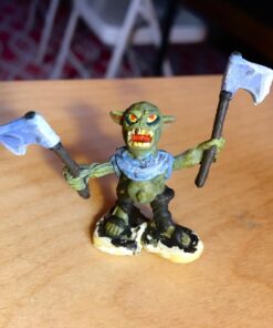 Monster Mini Action Figure Playset- 100 Horror Toy Miniatures w 13 Unique Sculpts - Dracula, Frankenstein, Giant Spiders and More- XL 1/32nd Scale Halloween Character Accessories 27 71UYlsFp9JL